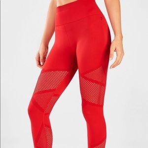 Fabletics Seamless HW Mesh 7/8 Leggings Crimson